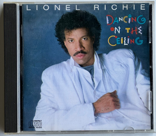 Lionel richie dancing in the - -,