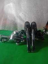 groupe campagnolo record 10 vitesses pour triple plateaux.