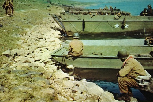 Ww2 barges pour le - -,