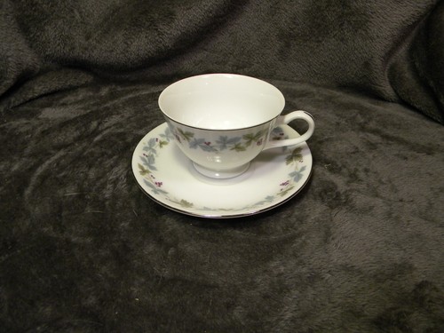 Vintage pattern fine china - pattern,