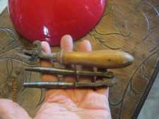 Ancien Ouvre Boite de Conserve