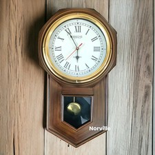 Ancienne pendule murale
