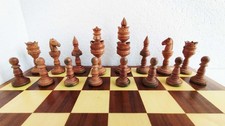 Ancien jeu d'échecs style