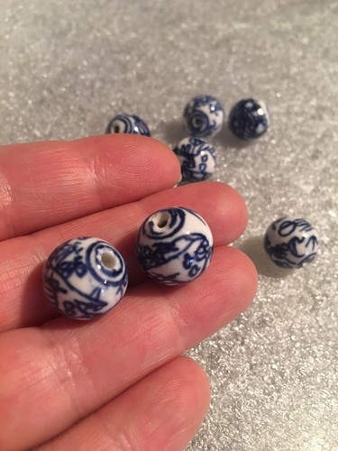 Beads vintage hand painted - beads,
