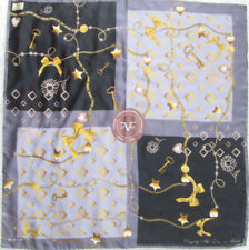 -Superbe Foulard  VERSACE