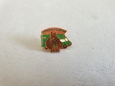 Pin's ANIMAUX / AGRICULTURE - Fernoux Coudrier SARL - Cheval équitation Van