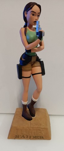 Statue collector lara - collector,