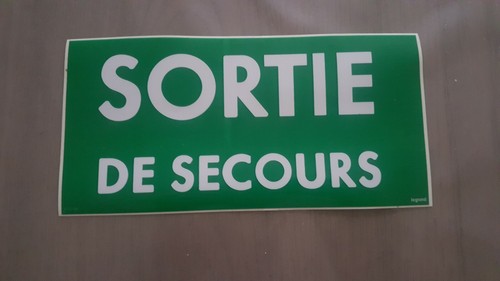 étiquette de - 1,