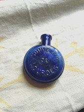 Année 20 - Rare Souvenir De Lourdes - Fiole eau bénite Bleue. VIDE