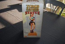 EIDOS LARA CROFT TOM RAIDER RESINE 37 CM DE 1997 NEUF BOITE NEW BOX