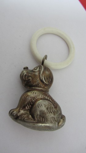 Hochet ancien en - ancien, métal