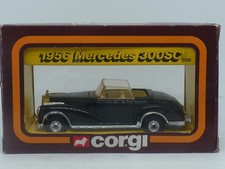 VOITURE CORGI MERCEDES 300 SC