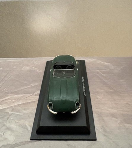 Miniature jaguar - jaguar,