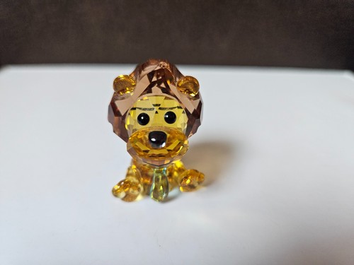 Swarovski baby lion - baby, roary