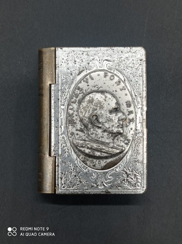 Ancienne boite reliquaire - ancienne,