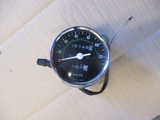 Compteur 5748 kms + cuvelage inférieur pour Honda 125 CM - JC05