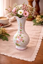 Vase en céramique peint à la