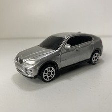 Maisto BMW X6 Argenté 1/64
