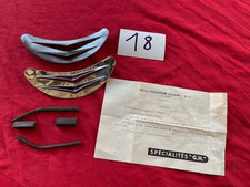 2 GRILLES D,ENJOLIVEURS D,OUIES CITROEN DS