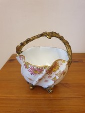 Coupelle panier sur pieds