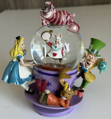 Disney parks exclusive alice - parks,