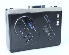 PHILIPS  D6595/00 Walkman, Baladeurs cassettes, Radio AM/FM  (136)