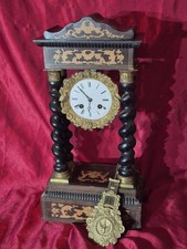 Pendule portique à colonnes Torsadees Napoleon 3   à Restaurer