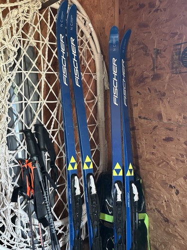 Fischer skis l184 with poles - with,