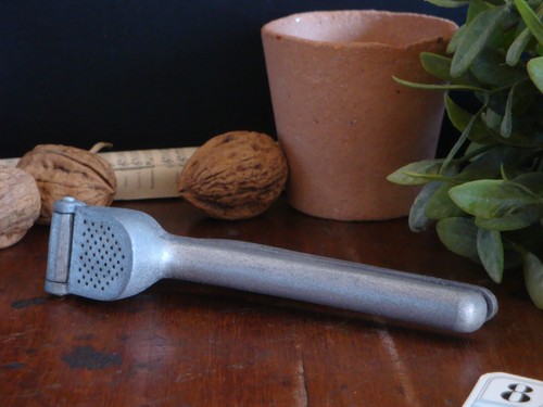Presse ail vintage aluminium - presse,
