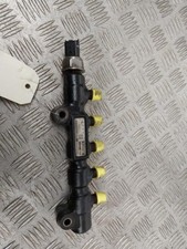 Rampe injection PEUGEOT 308 1 PHASE 1 1570G2