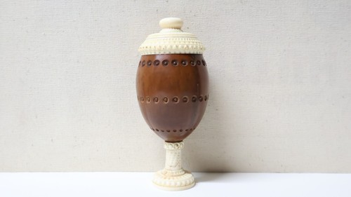 Ancienne coupe couverte - coupe,