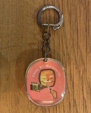 ANCIEN PORTE CLE  PUBLICITAIRE VIEUX TONNEAU CAVE A VIN STÉ MARGUERITE