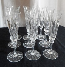 9 flutes à champagne en