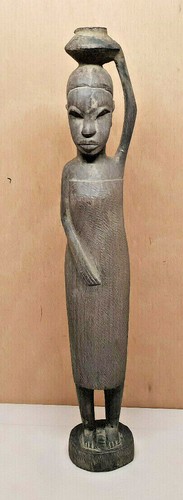 Statue femme africaine