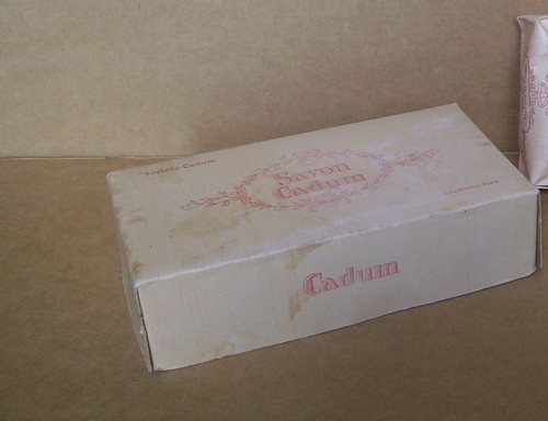 Jolie boite savon cadum - a,