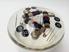 Boite à couture plexiglas