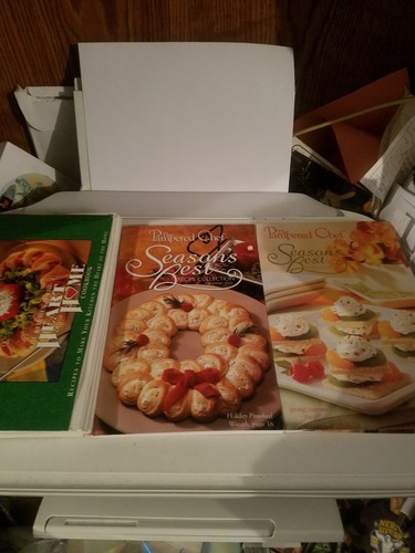 The pampered chef - chef, cookbook