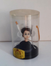 Poupée de collection "  COIFFE BRETONNE  "   dans sa boîte