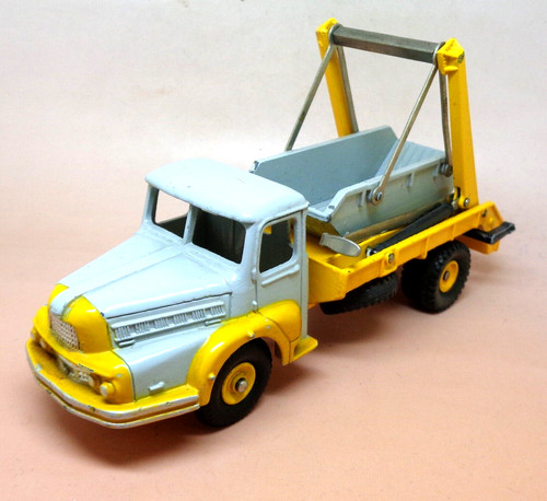 Dinky toys réf 38a - toys,
