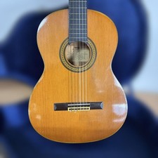 Guitare classique Yamaha c-200