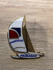 PIN'S VOILIER PRIMAGAZ BATEAU