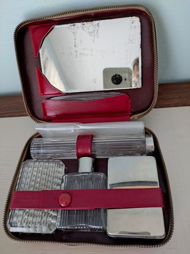 Ancienne trousse toilette - trousse,