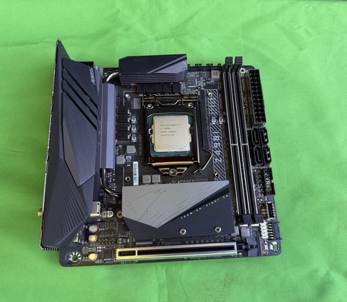 Gigabyte z490i aorus - aorus, ultra