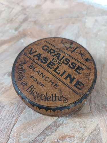 Ancien petit pot graisse - petit,