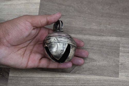 Ancienne cloche laiton - cloche, en