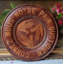 ANCIEN PLATEAU BOIS ROND "DONNEZ NOUS NOTRE PAIN QUOTIDIEN"  DÉCOR ÉPIS DE BLÉ 