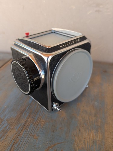 Very clean hasselblad - clean,