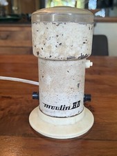 Ancien moulin à café