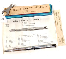 LOT. PIECE a MAIN "7"