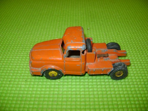 Dinky toys tracteur willeme - dinky,